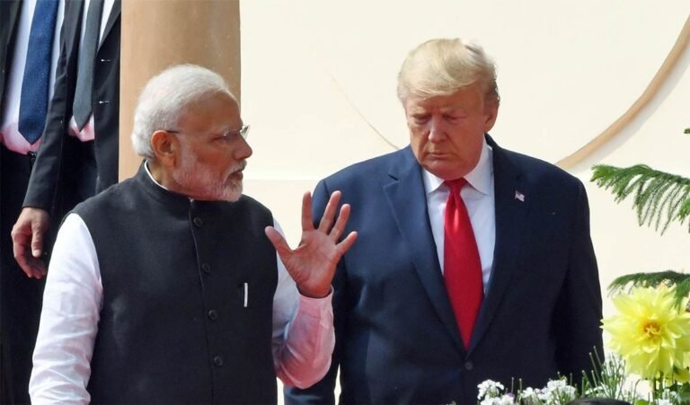 Prabhasakshi Exclusive: Donald Trump से भारत को रोजाना मिल रही हैं चेतावनियां, क्या Modi इस स्थिति का मुकाबला कर पाएंगे?