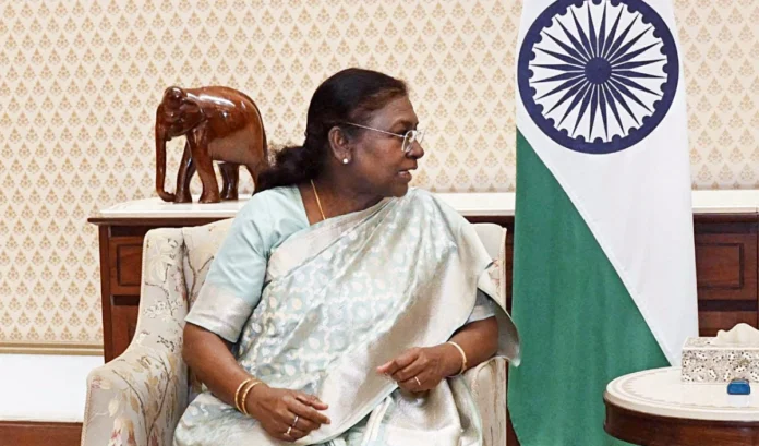 राफेल लड़ाकू विमान में उड़ान भरने के लिए अंबाला पहुंचीं राष्ट्रपति मुर्मू