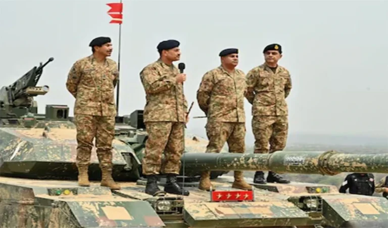 CDF Asim Munir ने अफगान तालिबान को TTP, Pakistan में से किसी एक को चुनने को कहा