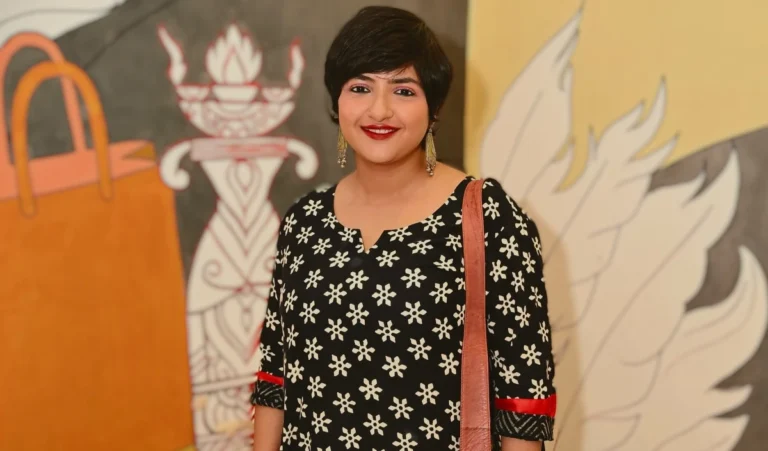 कॉन्सर्ट में ‘जागो मां’ गाने पर सिंगर लग्नजिता चक्रवर्ती के साथ बदसलूकी, आयोजक गिरफ्तार